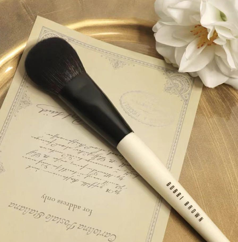 Bobbi Brown Blush Brush 